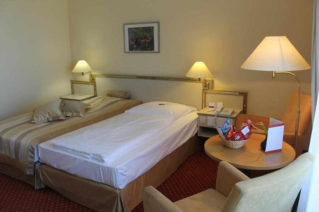Panoramahotel Waldenburg Waldenburg  Dış mekan fotoğraf